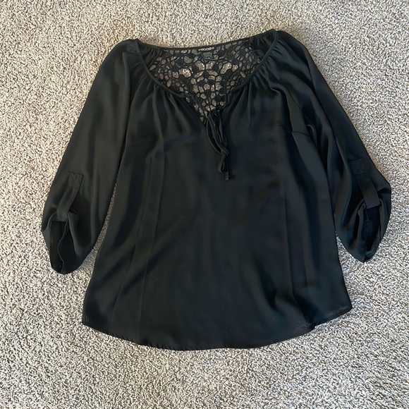 Stoosh Lace Blouse - Picture 2 of 8